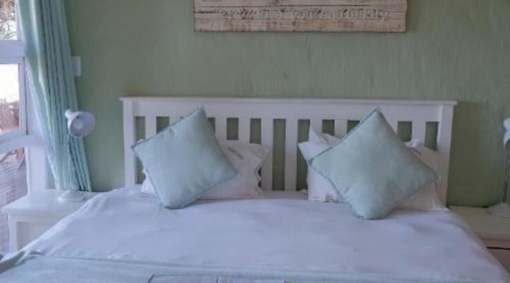 Crawfords Beach Lodge