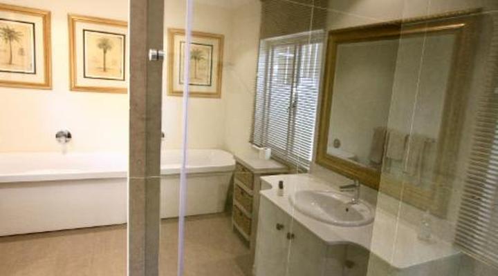 Melrose Place Boutique Hotel