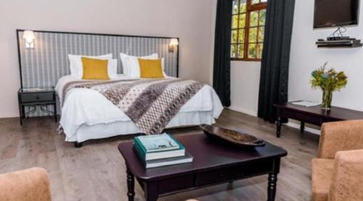 Le Petit Chateau Guest House