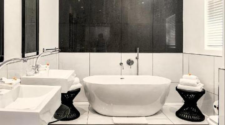 Villa Afrikana Guest Suites