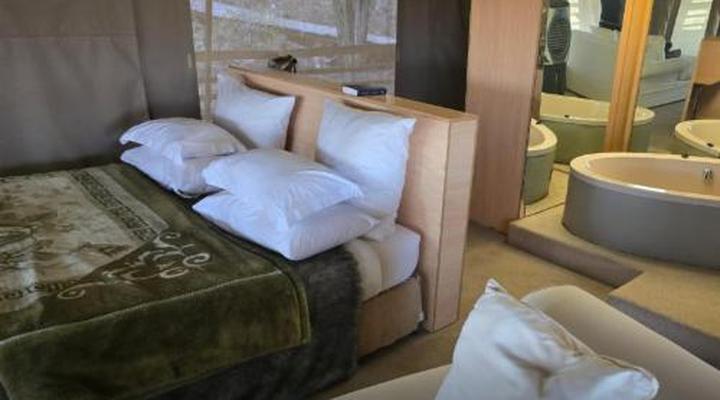 Thulani Game Lodge & Eco Estate