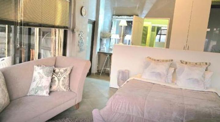 Thulani Game Lodge & Eco Estate