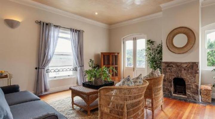 Auberge Burgundy Guest House