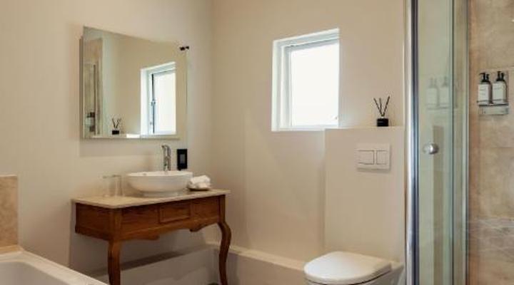 Auberge Burgundy Guest House