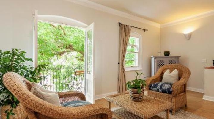 Auberge Burgundy Guest House