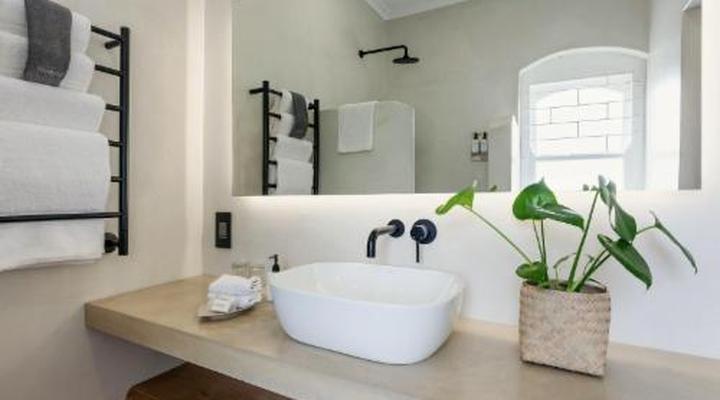 Auberge Burgundy Guest House