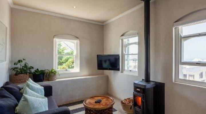 Auberge Burgundy Guest House