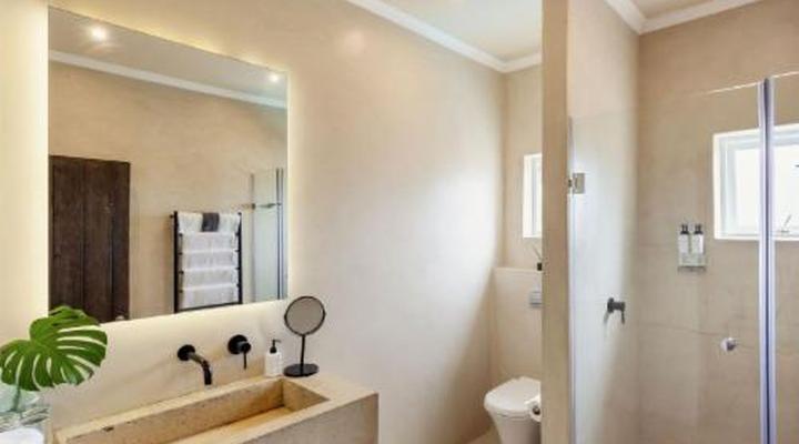 Auberge Burgundy Guest House