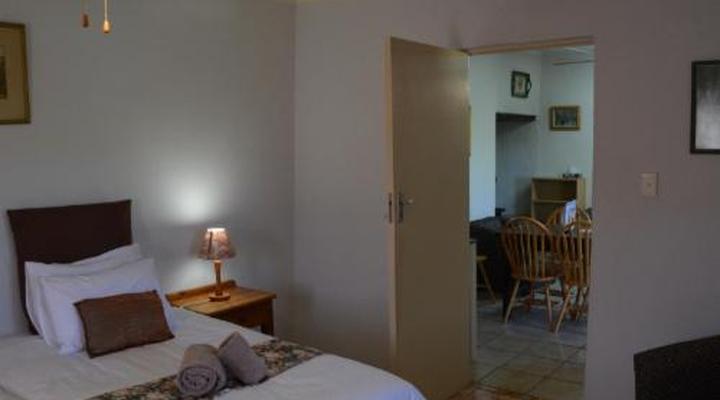 The Country Garden / Beecatcher Guest Farm