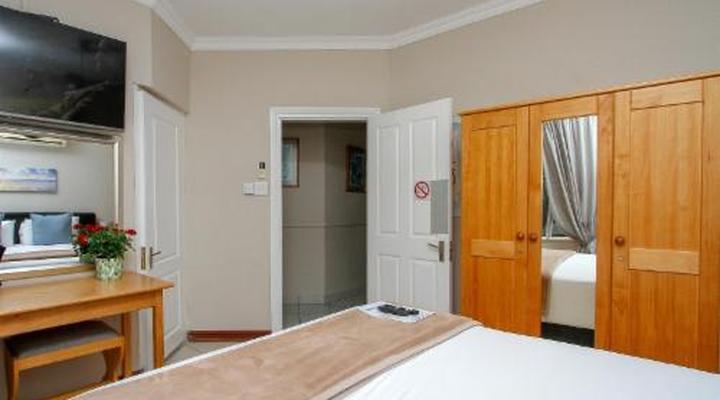 The Sandringham B & B