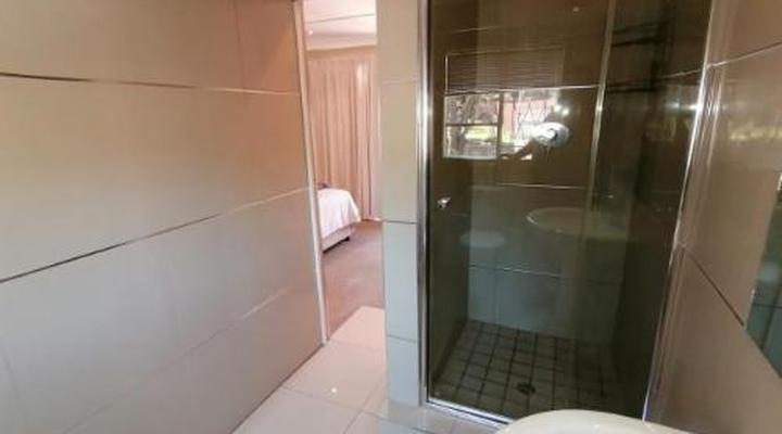 Tri-Angle B&B and Guesthouse