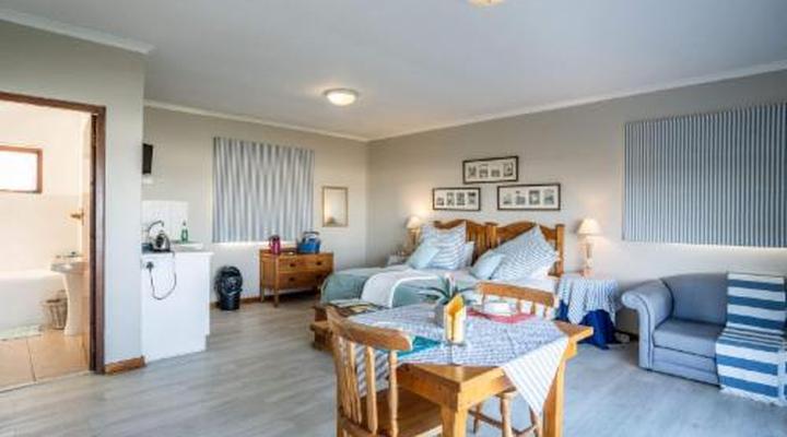 Spinning Reel Beach Cottages, Chalets & B+B