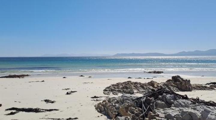 Kleinzee Oceanfront Guest House