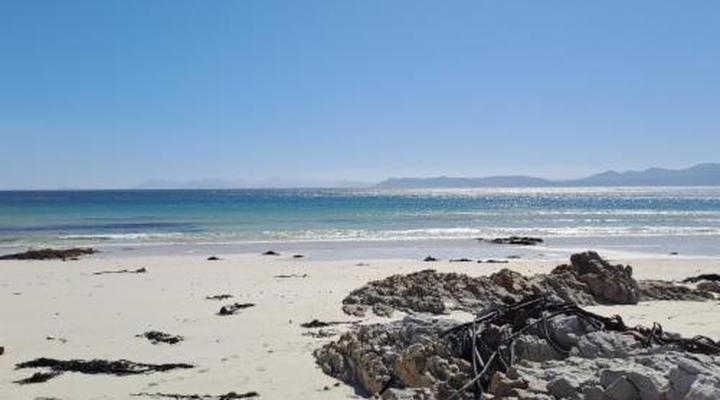 Kleinzee Oceanfront Guest House