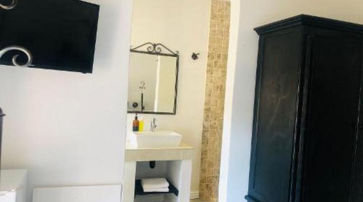 Jemimas Hospitality Guest Lodge