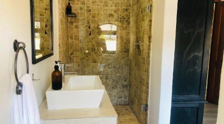 Jemimas Hospitality Guest Lodge