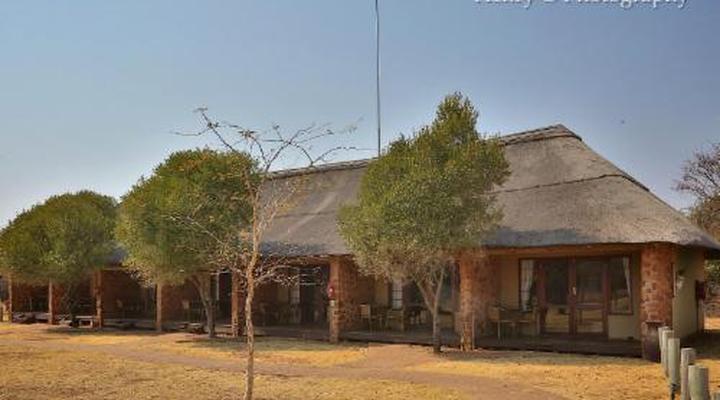 Mangwa Valley Game Lodge
