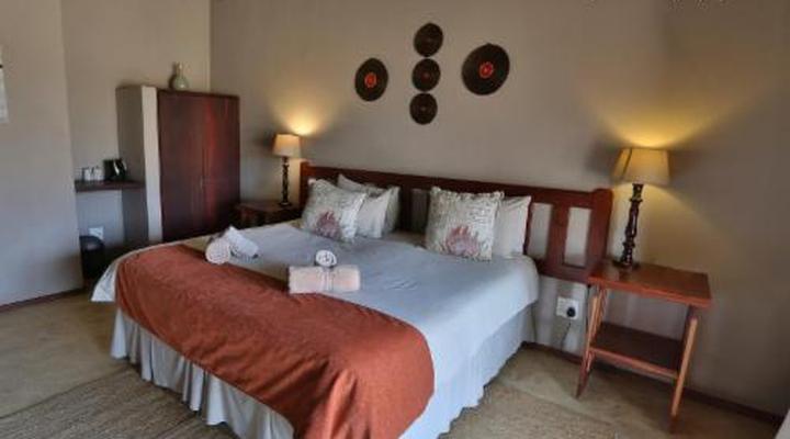 Mangwa Valley Game Lodge