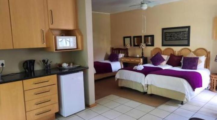 Fisant, Bokmakierie & Hoephoep Guesthouse