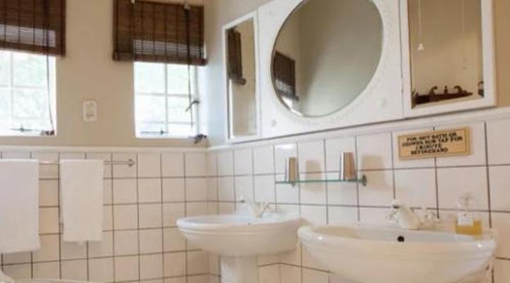 Chartwell Castle and Guest House