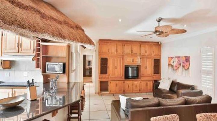 Accommodation @ Van's