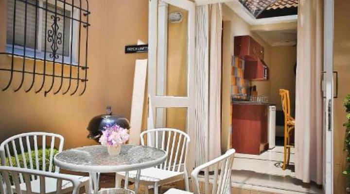 Accommodation @ Van's