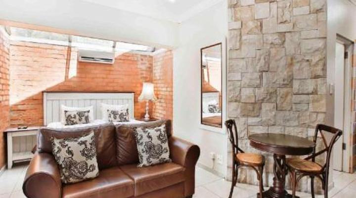 Accommodation @ Van's