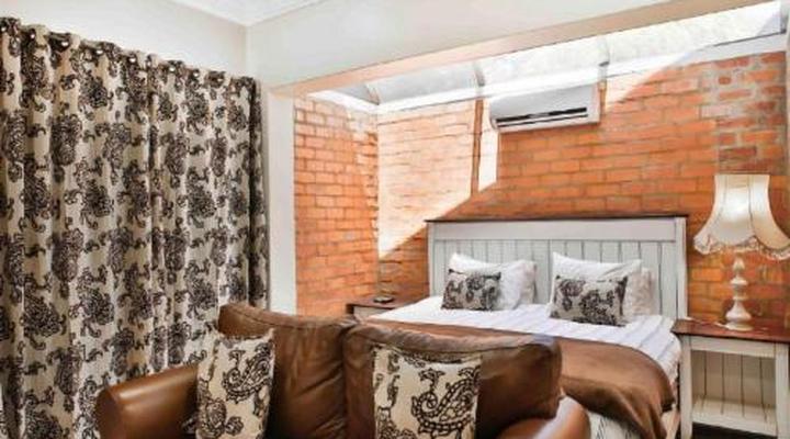 Accommodation @ Van's