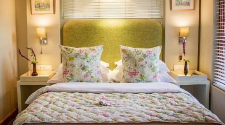 5 Seasons Guesthouse