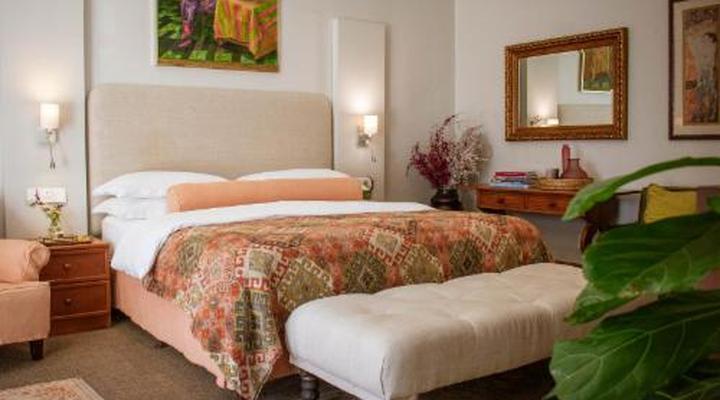 5 Seasons Guesthouse