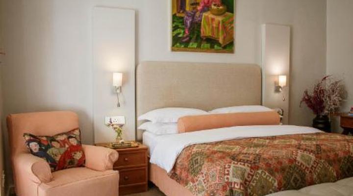 5 Seasons Guesthouse