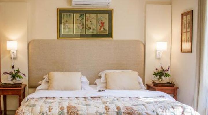 5 Seasons Guesthouse