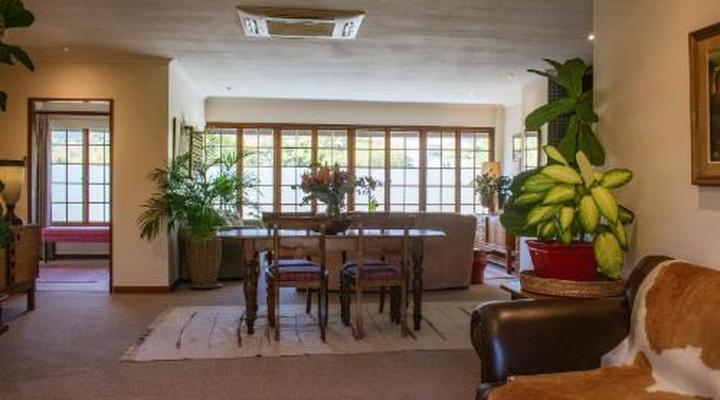 5 Seasons Guesthouse