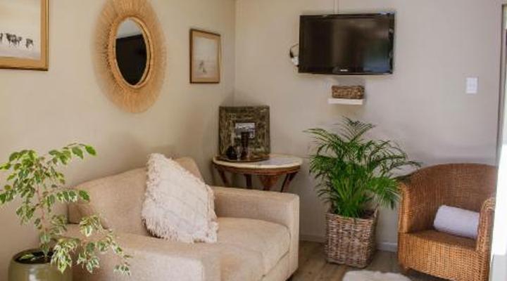 5 Seasons Guesthouse