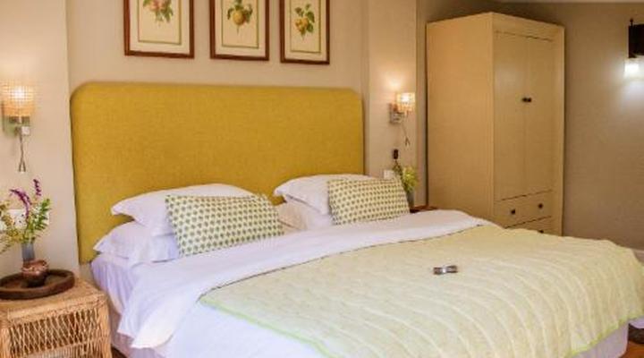 5 Seasons Guesthouse