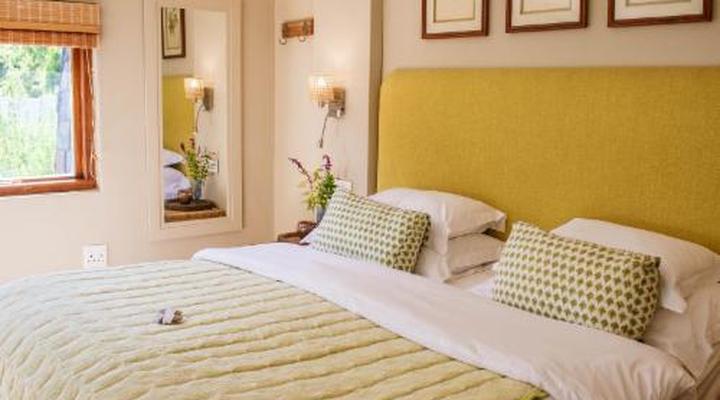 5 Seasons Guesthouse