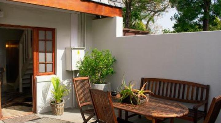 5 Seasons Guesthouse