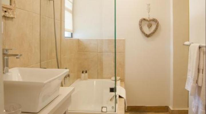 Four Palms Accommodation