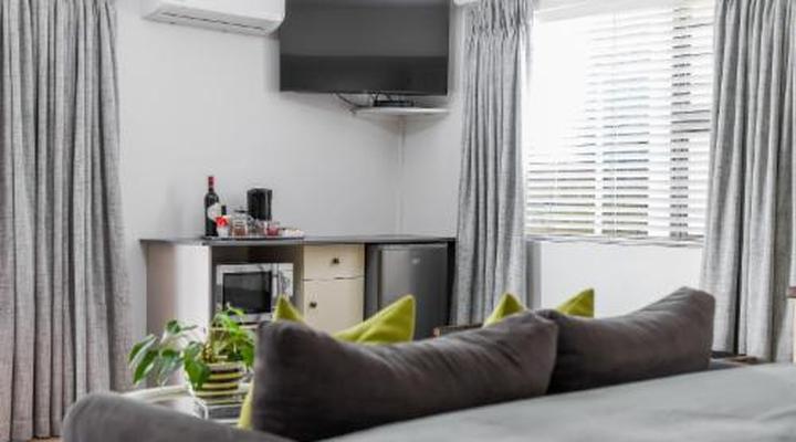 Four Palms Accommodation