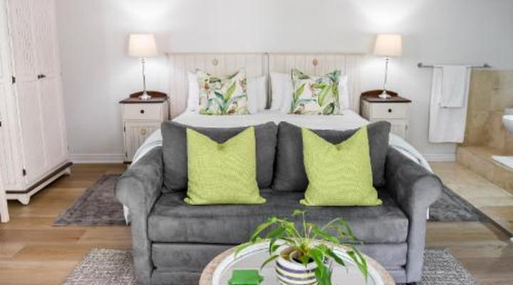 Four Palms Accommodation