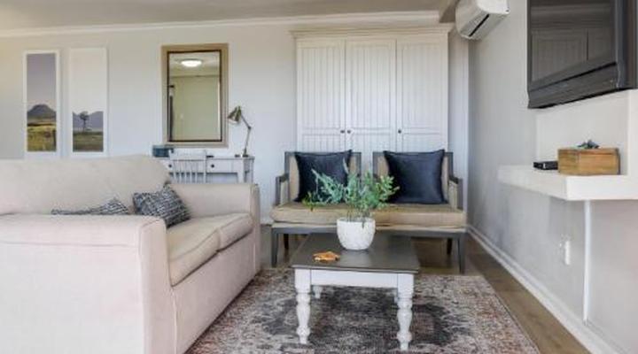 Four Palms Accommodation