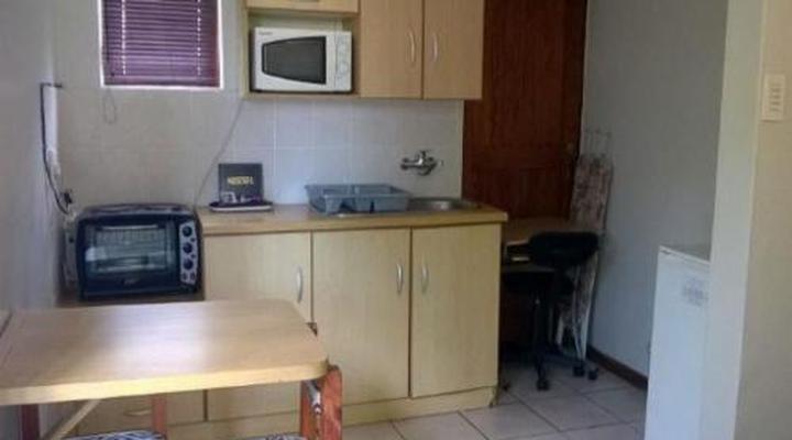 Bluewater Beachfront Guest House