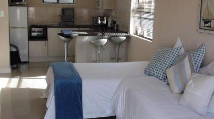 Bluewater Beachfront Guest House