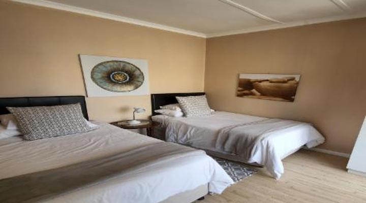 Jenvey House Self-catering Apartments