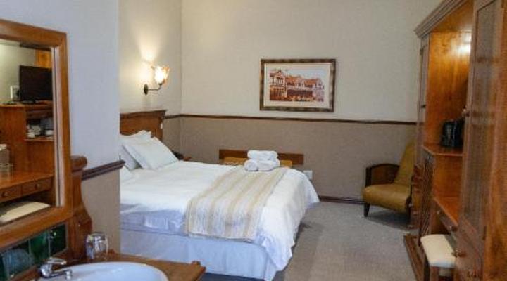 Turnberry Boutique Hotel