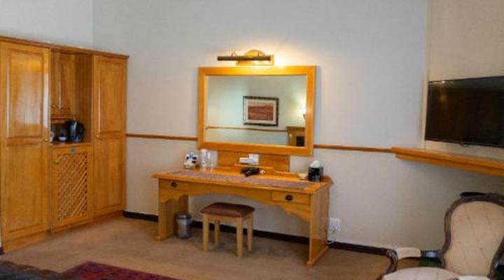 Turnberry Boutique Hotel