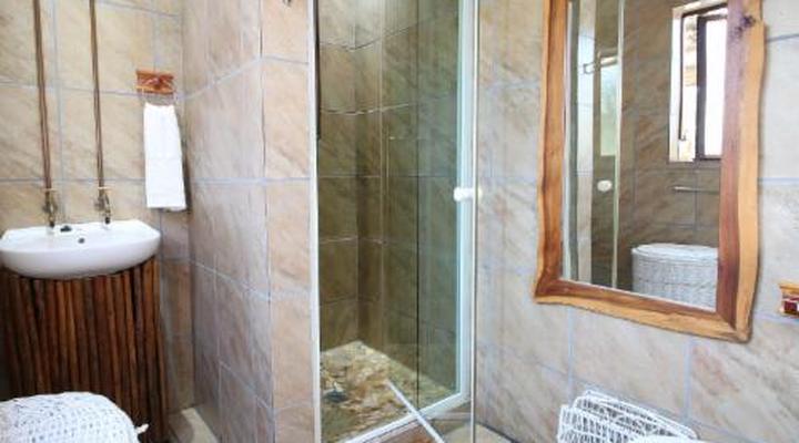 Tube 'n Axe Backpackers Lodge