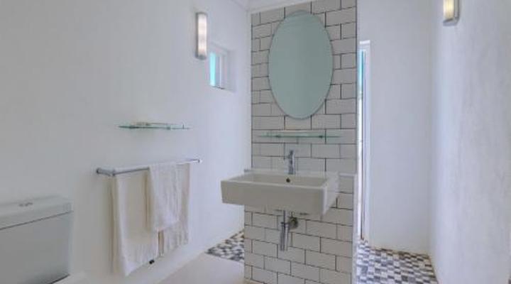 81 on Church Guest House