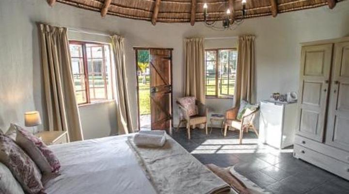 Bella Manga Country Escape