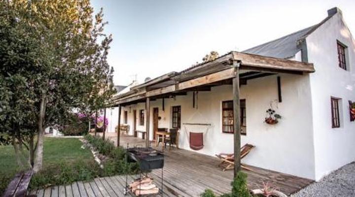 Bella Manga Country Escape